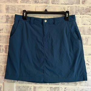 Eddie Bauer Travex Horizon Women's Navy Skort Size 4 Activewear Hiking Outdoors
